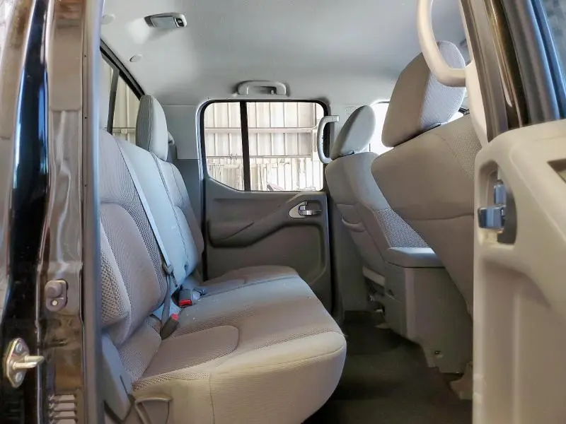 2019 NISSAN FRONTIER S  