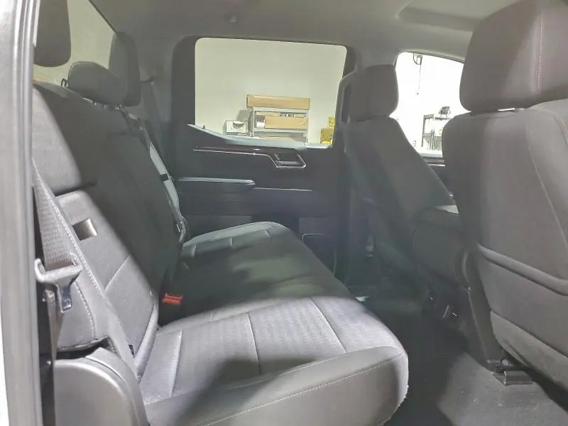 2023 CHEVROLET SILVERADO K1500 LT  