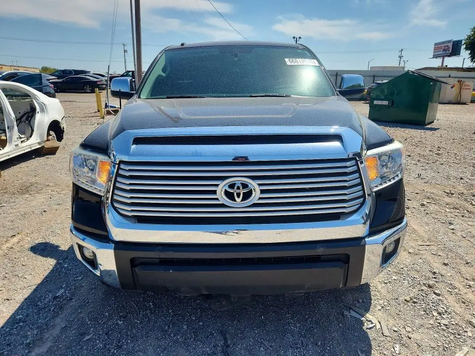 2017 TOYOTA TUNDRA CREWMAX LIMITED  