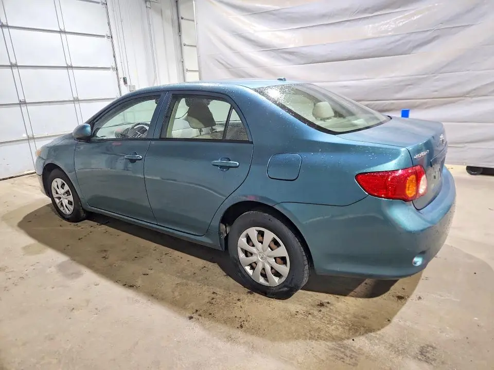2010 TOYOTA COROLLA LE  