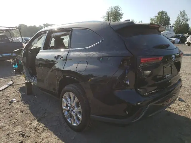 2021 TOYOTA HIGHLANDER LIMITED