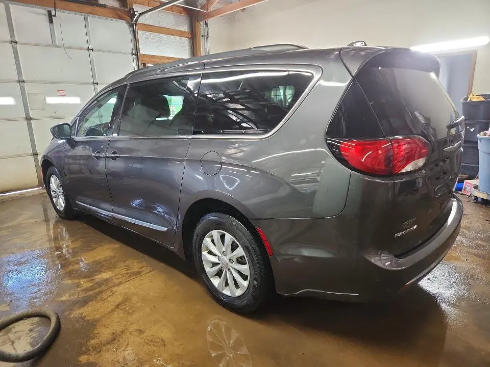 2017 CHRYSLER PACIFICA TOURING L  