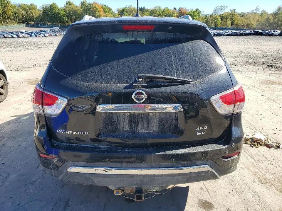 2014 NISSAN PATHFINDER SV  