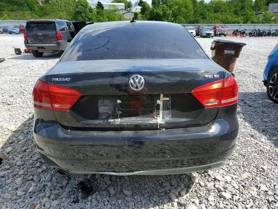 2014 VOLKSWAGEN PASSAT SE  
