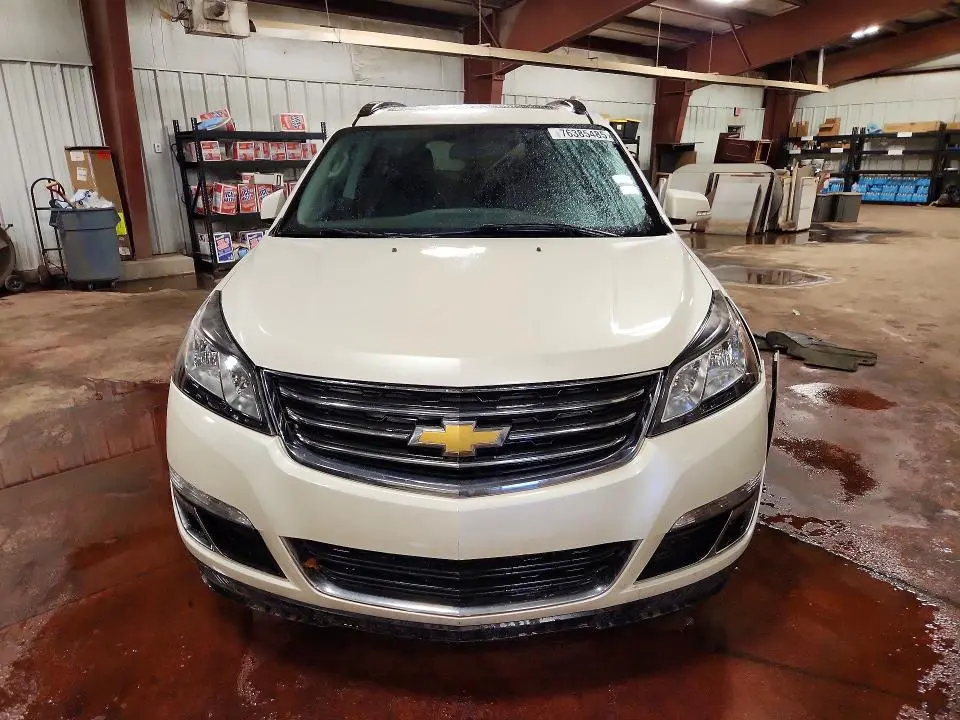 2015 CHEVROLET TRAVERSE LT  