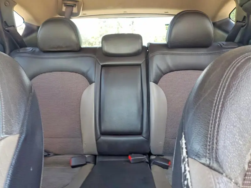 2011 HYUNDAI TUCSON GLS  