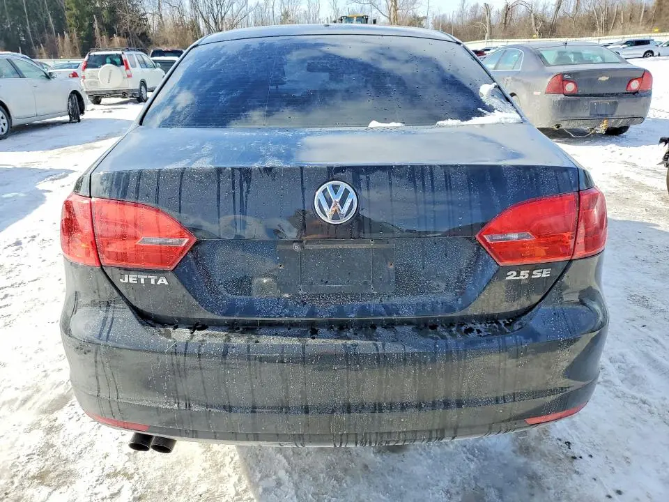 2013 VOLKSWAGEN JETTA   