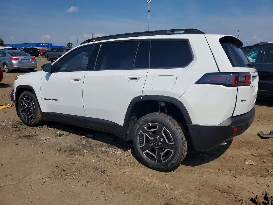2026 JEEP CHEROKEE LAREDO  