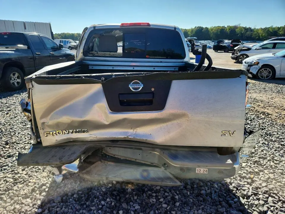 2015 NISSAN FRONTIER S  