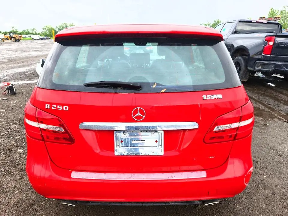 2013 MERCEDES-BENZ B250   