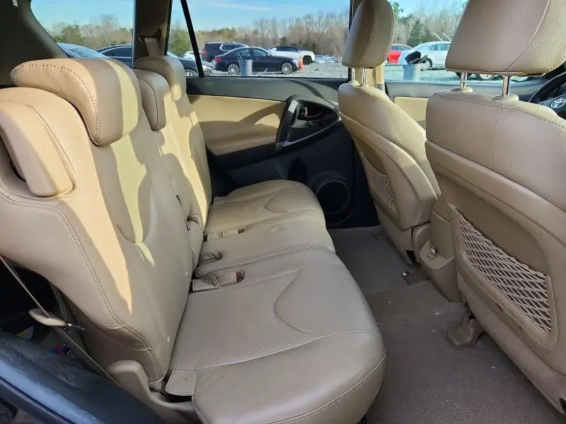 2011 TOYOTA RAV4 LIMITED  