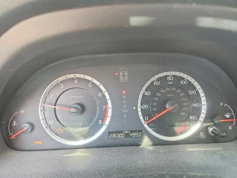 2011 HONDA ACCORD SE  