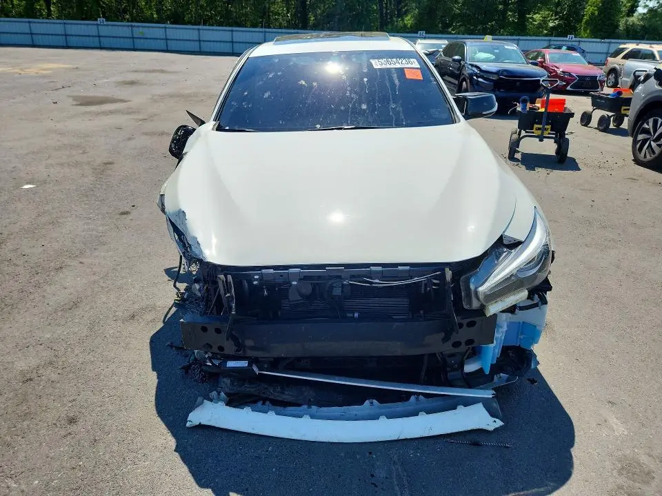 2022 INFINITI Q50 LUXE  