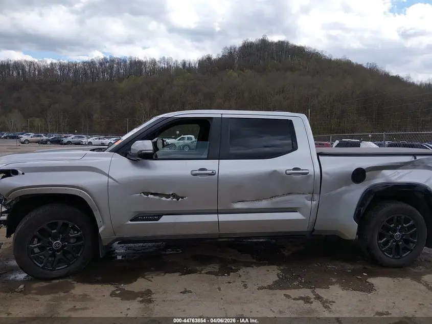 2024 TOYOTA TUNDRA PLATINUM