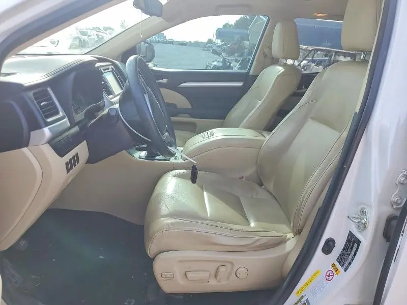 2015 TOYOTA HIGHLANDER XLE  