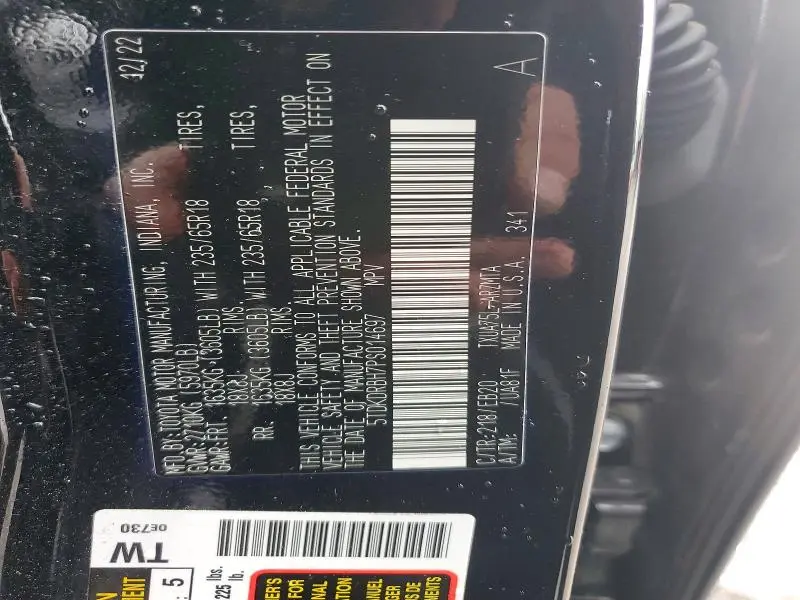 2023 TOYOTA HIGHLANDER XLE  