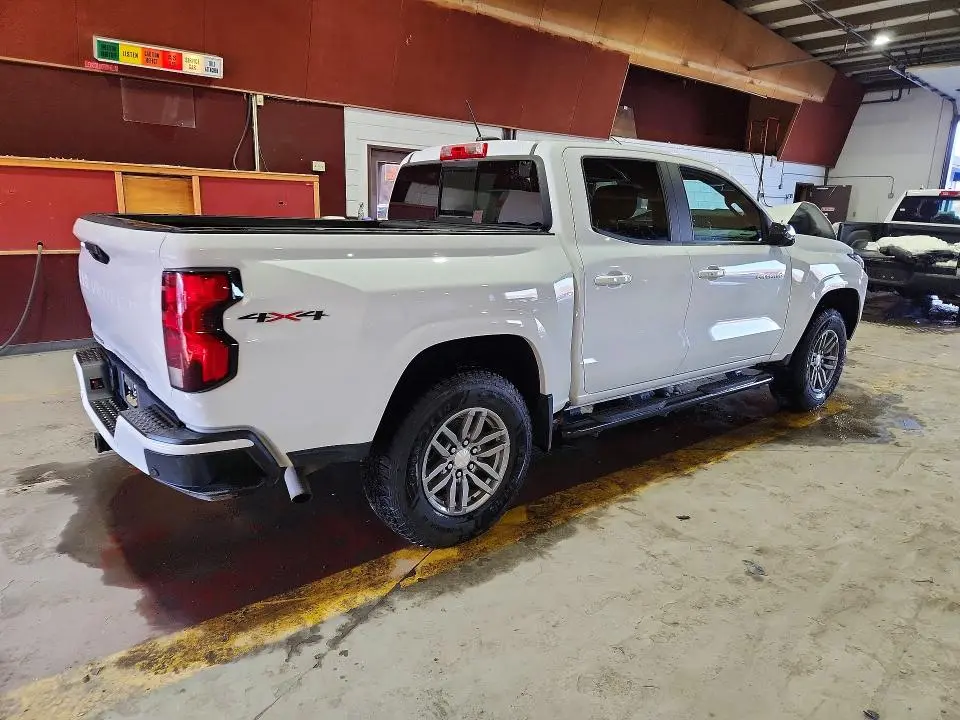 2023 CHEVROLET COLORADO LT  
