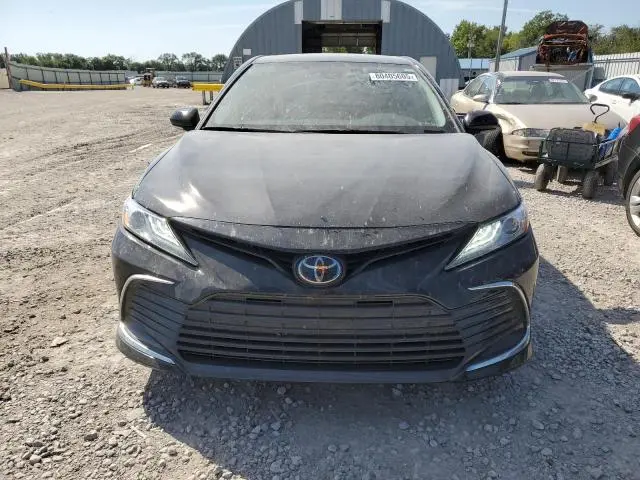 2024 TOYOTA CAMRY XLE  