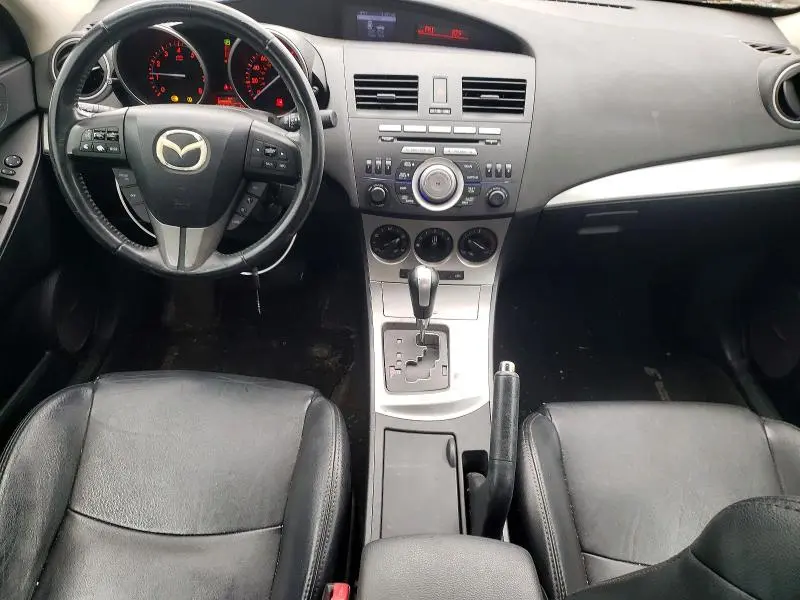 2010 MAZDA 3 S  