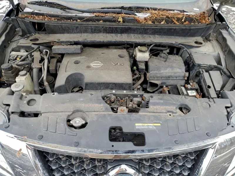 2013 NISSAN PATHFINDER S  