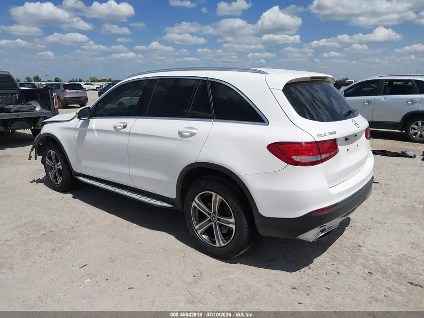 2018 MERCEDES-BENZ GLC 300  