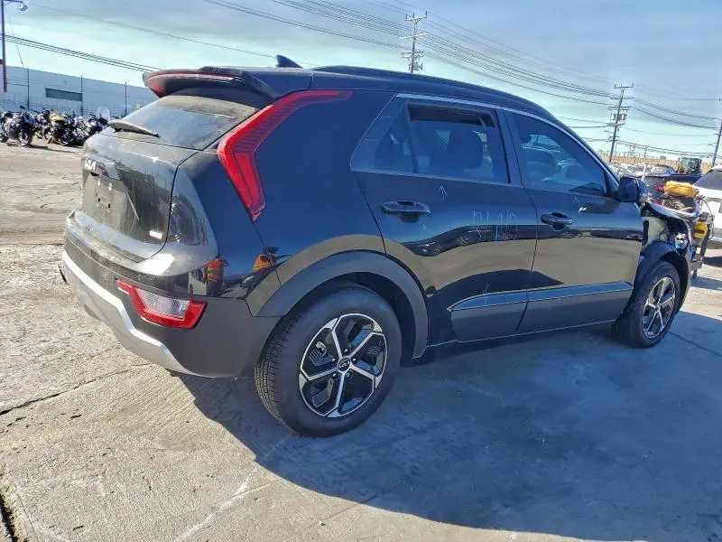 2024 KIA NIRO EX  