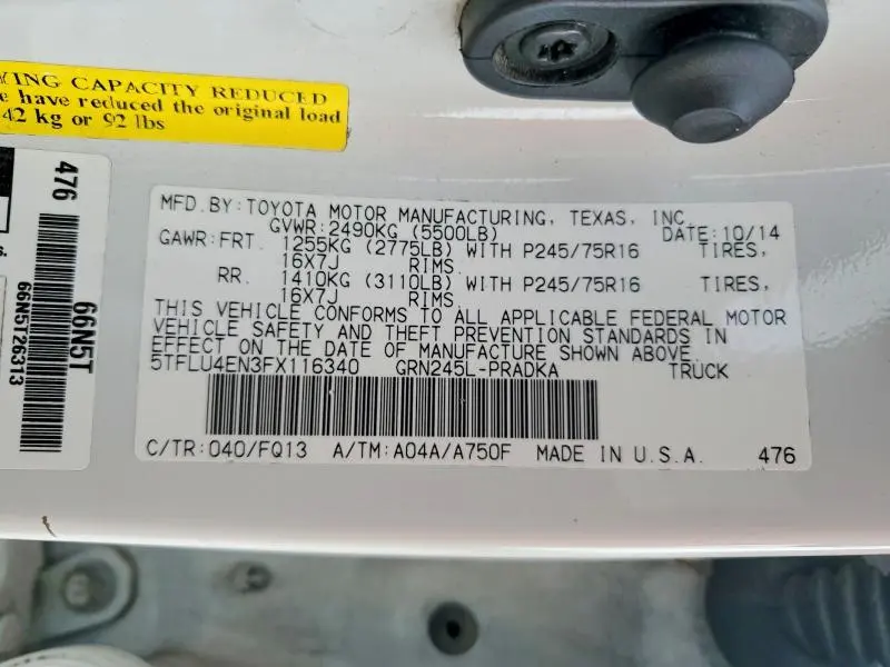 2015 TOYOTA TACOMA V6  