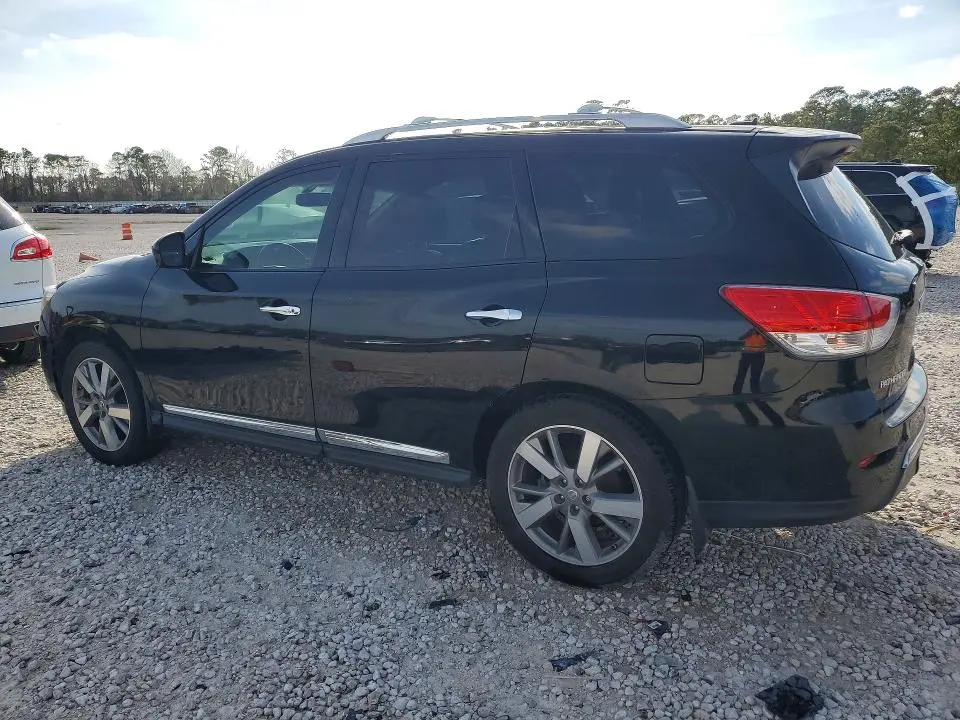 2013 NISSAN PATHFINDER S  