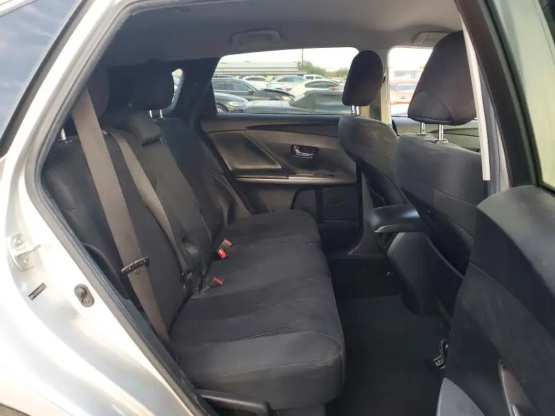 2013 TOYOTA VENZA LE  