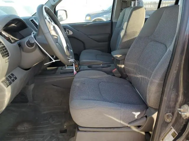 2017 NISSAN FRONTIER S  