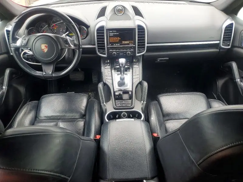 2013 PORSCHE CAYENNE   