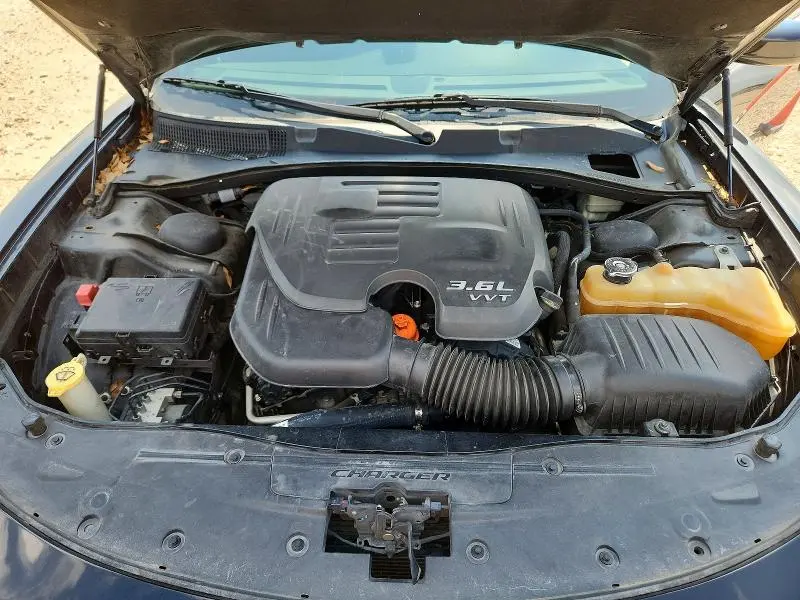 2015 DODGE CHARGER SXT  