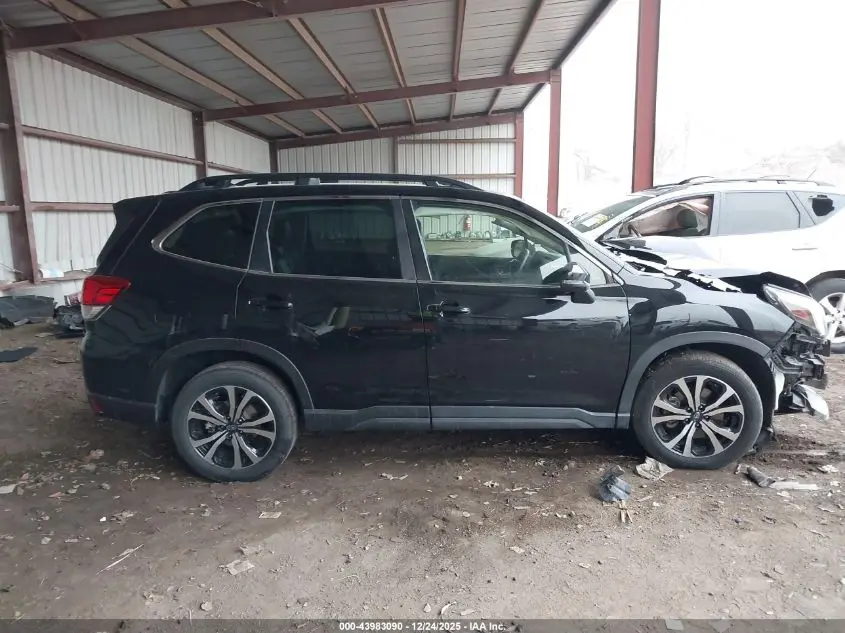2023 SUBARU FORESTER LIMITED