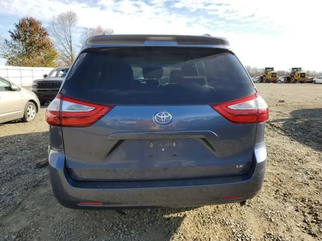 2015 TOYOTA SIENNA LE  