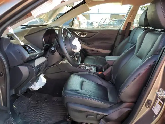 2022 SUBARU FORESTER LIMITED