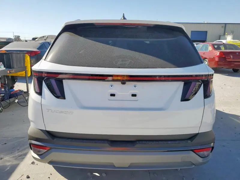 2025 HYUNDAI TUCSON SEL  