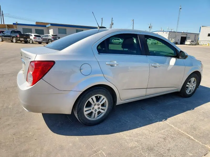 2015 CHEVROLET SONIC LT  