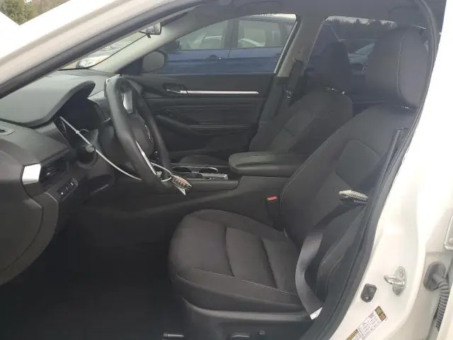 2021 NISSAN ALTIMA SV  