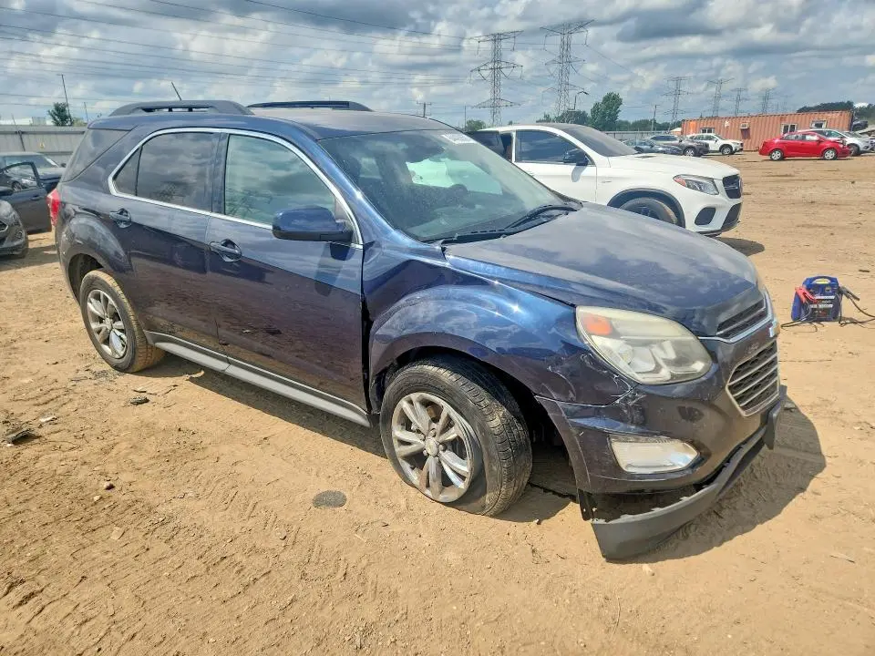 2017 CHEVROLET EQUINOX LT  