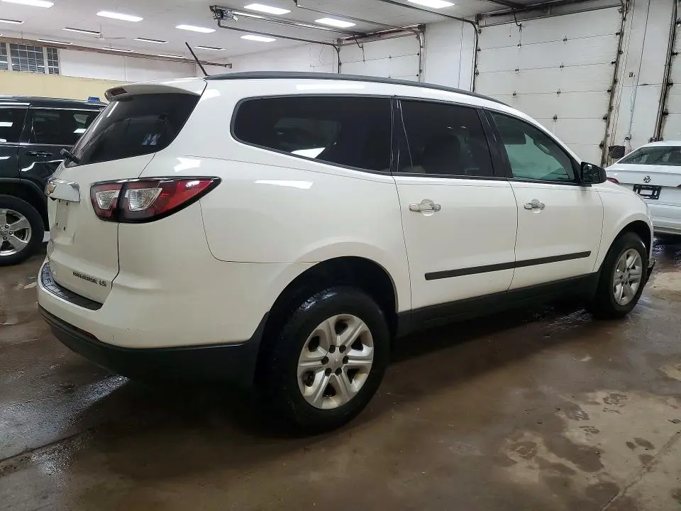 2013 CHEVROLET TRAVERSE LS  
