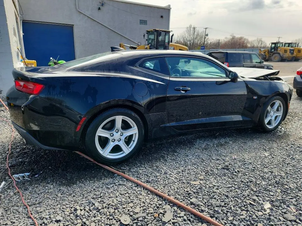 2016 CHEVROLET CAMARO LT  