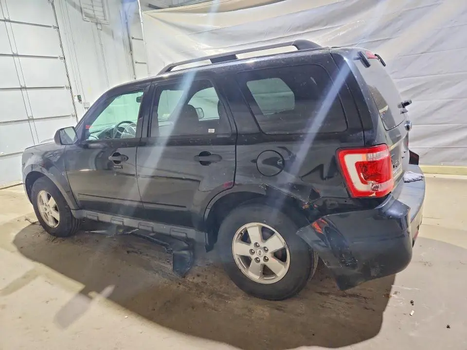 2012 FORD ESCAPE XLT  