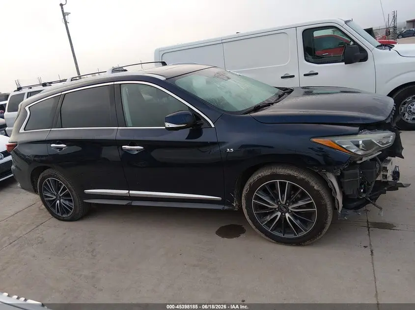 2019 INFINITI QX60 LUXE