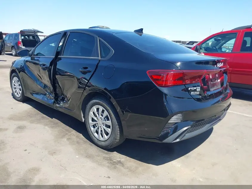 2023 KIA FORTE LX