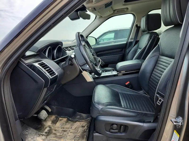 2017 LAND ROVER DISCOVERY HSE LUXURY  