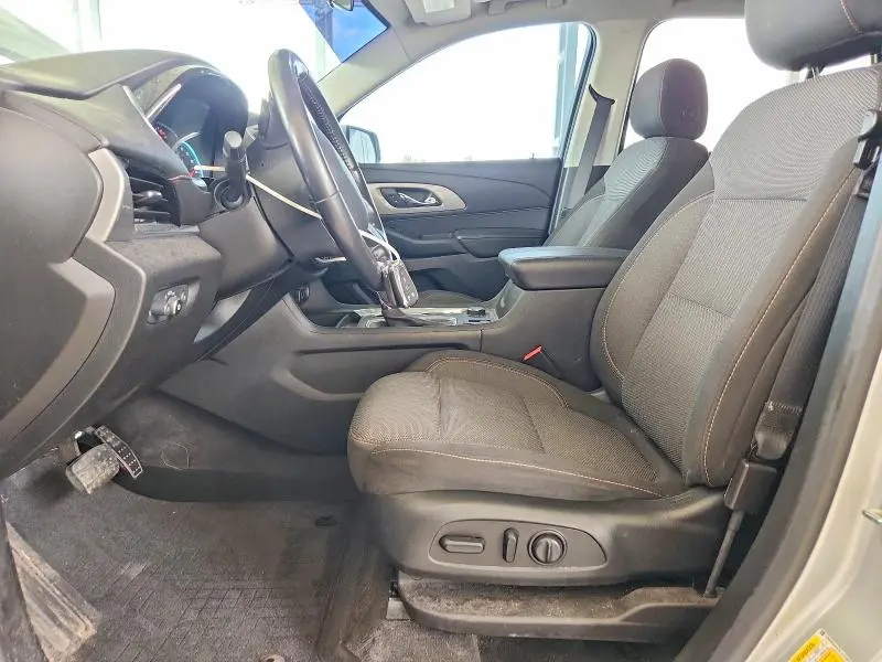 2020 CHEVROLET TRAVERSE LT  