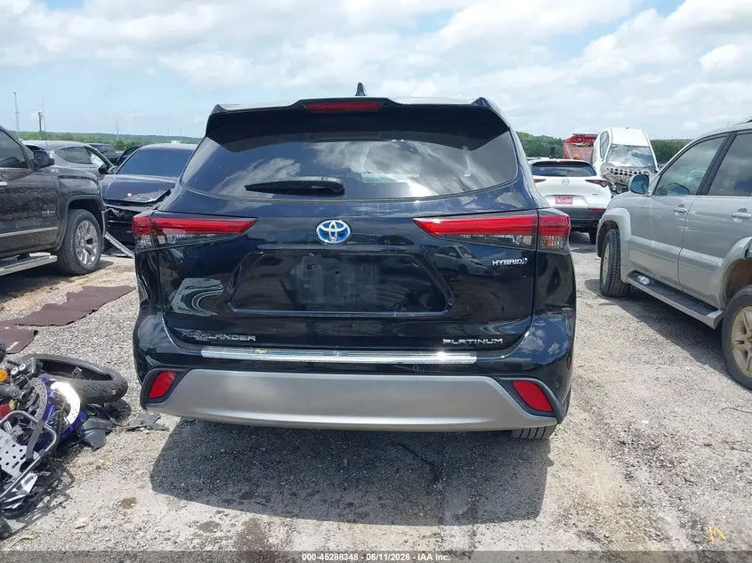 2021 TOYOTA HIGHLANDER HYBRID PLATINUM