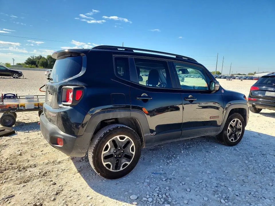 2017 JEEP RENEGADE TRAILHAWK  