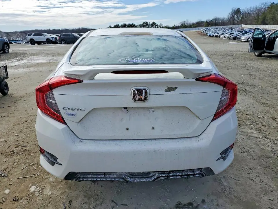 2016 HONDA CIVIC LX  