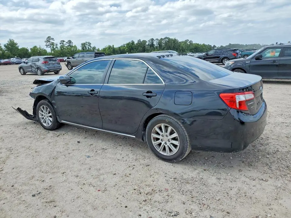 2012 TOYOTA CAMRY LE  